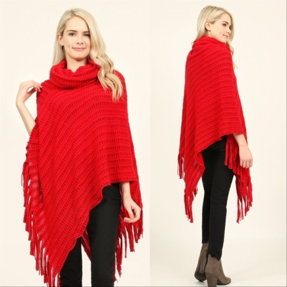 Poncho Red Knit with Cow Neck & Fringe